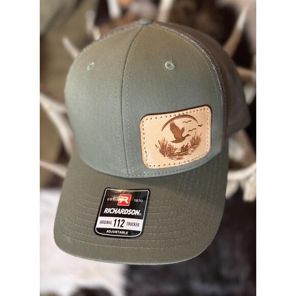 Richardson 112 Snapback Truck Cap with leather Patch - Picture 6 of 9